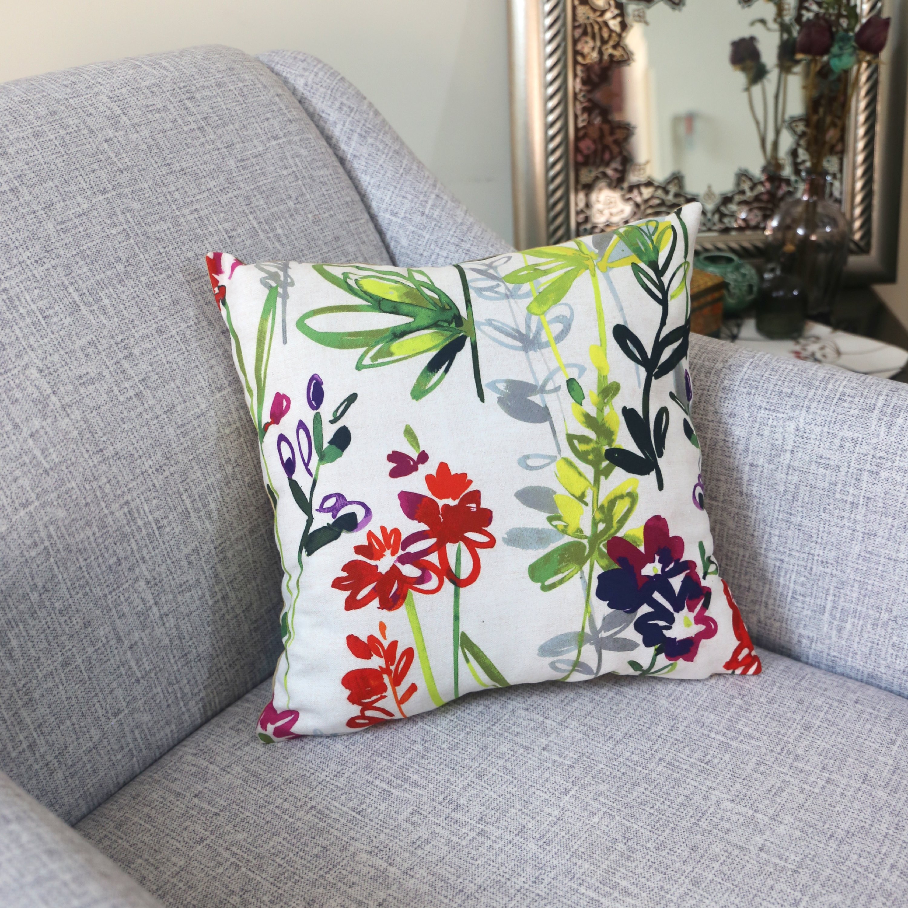 یک عدد کاور کوسن یک رو 40 در 40کتان هازان زیپ دوزی شده