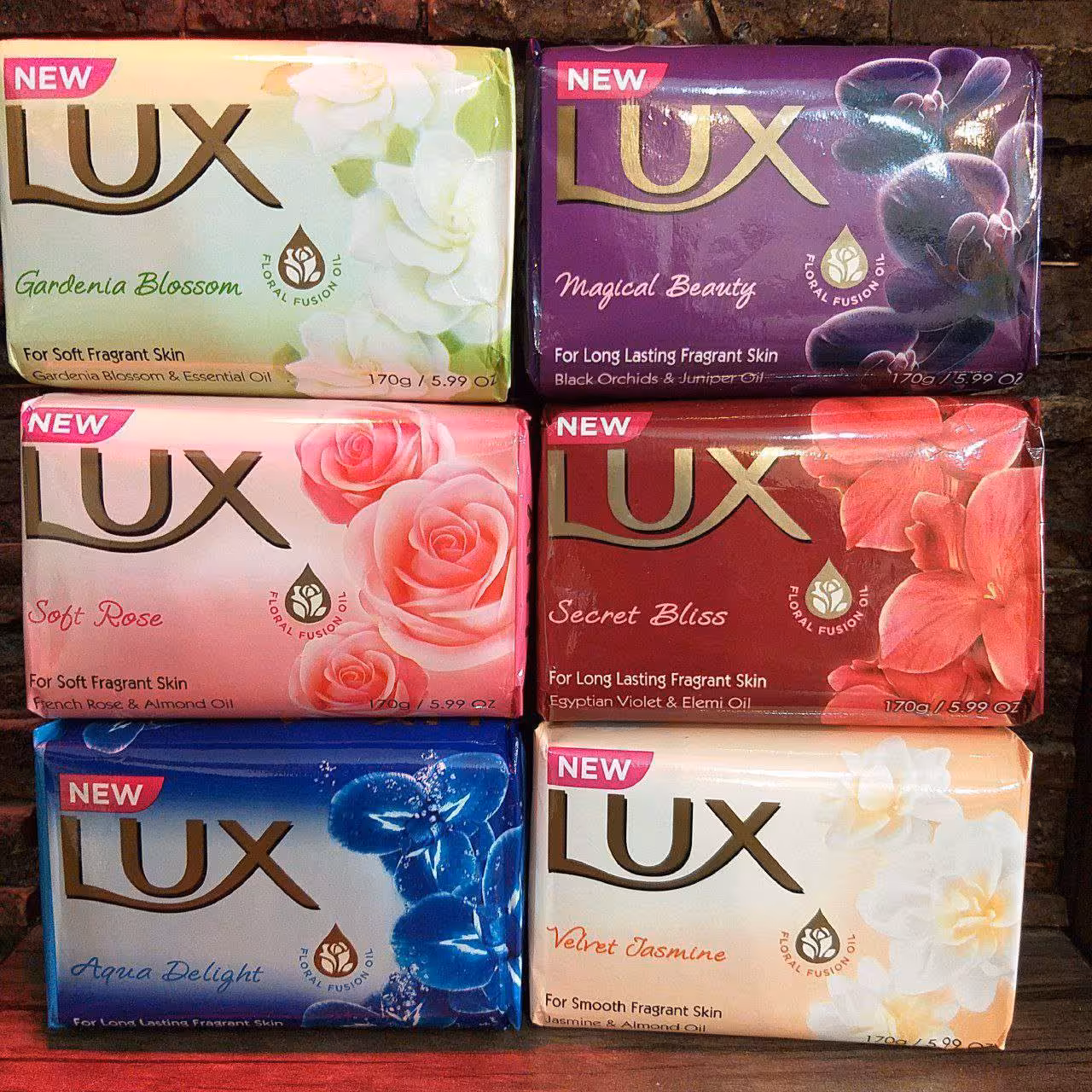 صابون لوکس دررایحه های مختلف  در بسته  شش عددی قیمت 80گرمی