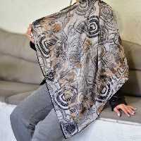 روسری   نخی    قواره دار    110    طرح    romance   1