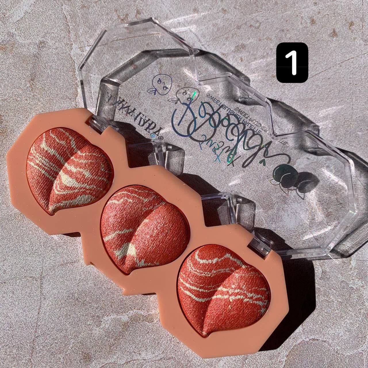  پالت رژگونه طرح هلو انی لیدی