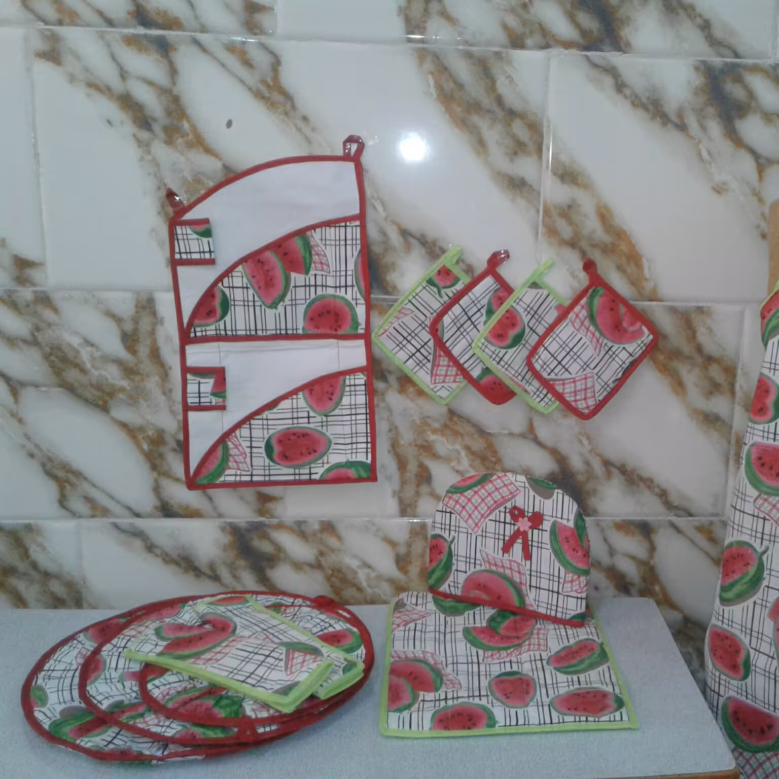 سرویس هندوانه ای