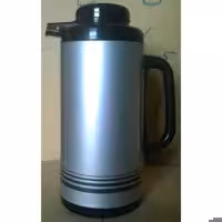 فلاسک 1.9 لیتر بدنه فلزی سرپیچ طرح دار شیشه سفید رجال - طرح 5 