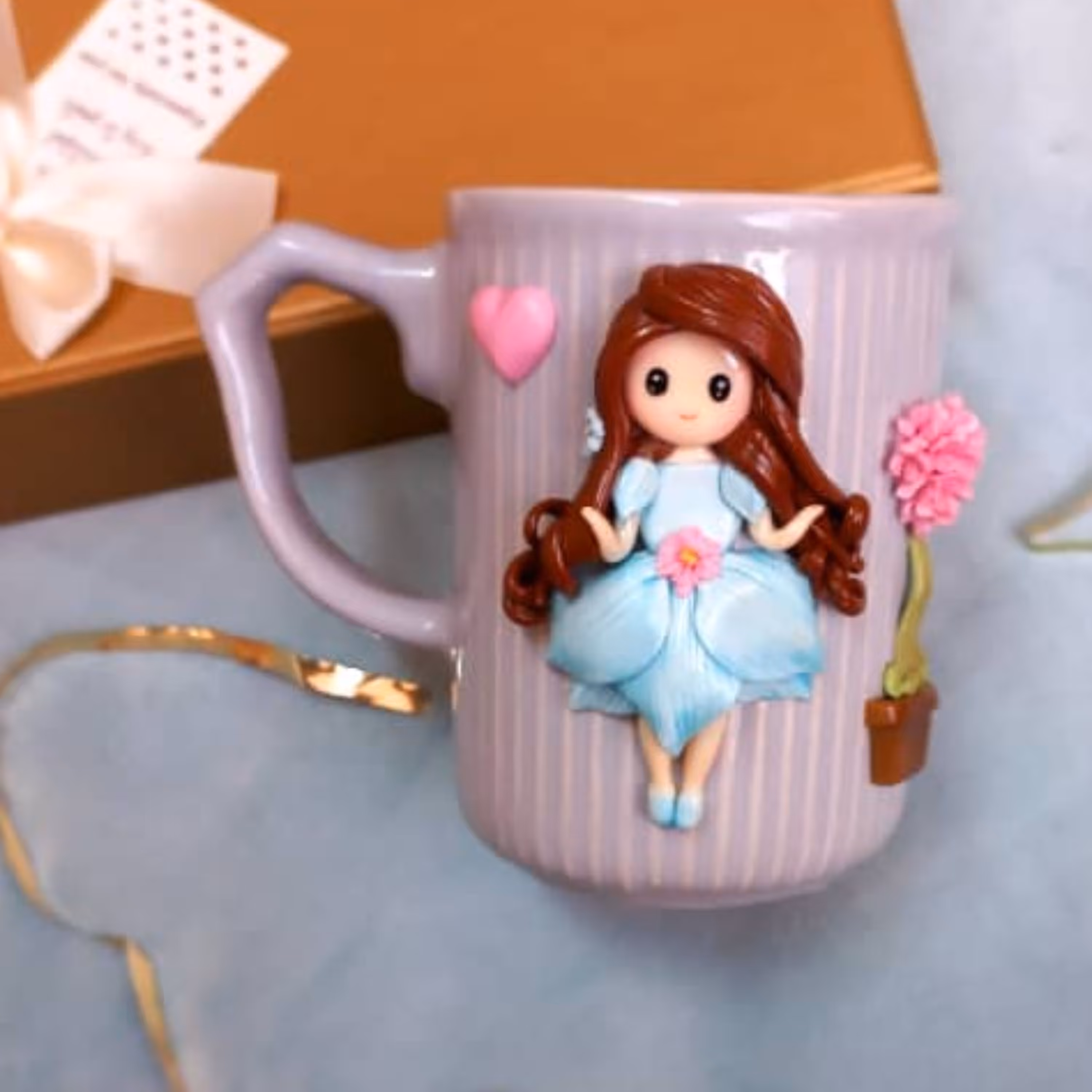 ماگ عروسکی زیبا با طرح دخترانه  7