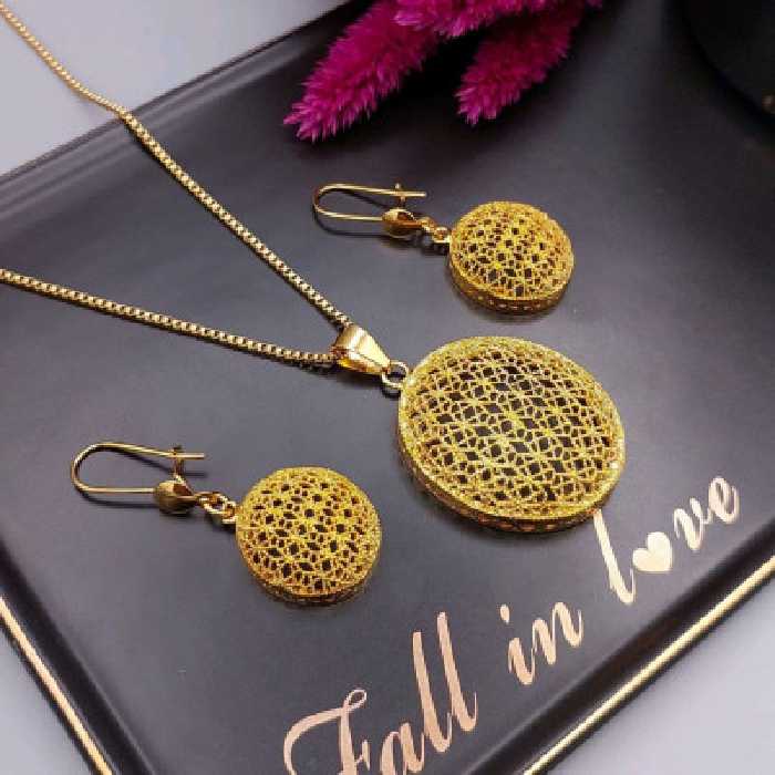 نیمست طرح طلا جدید با زنجیر 45 سانت ونیزی اصل رنگ ثابت