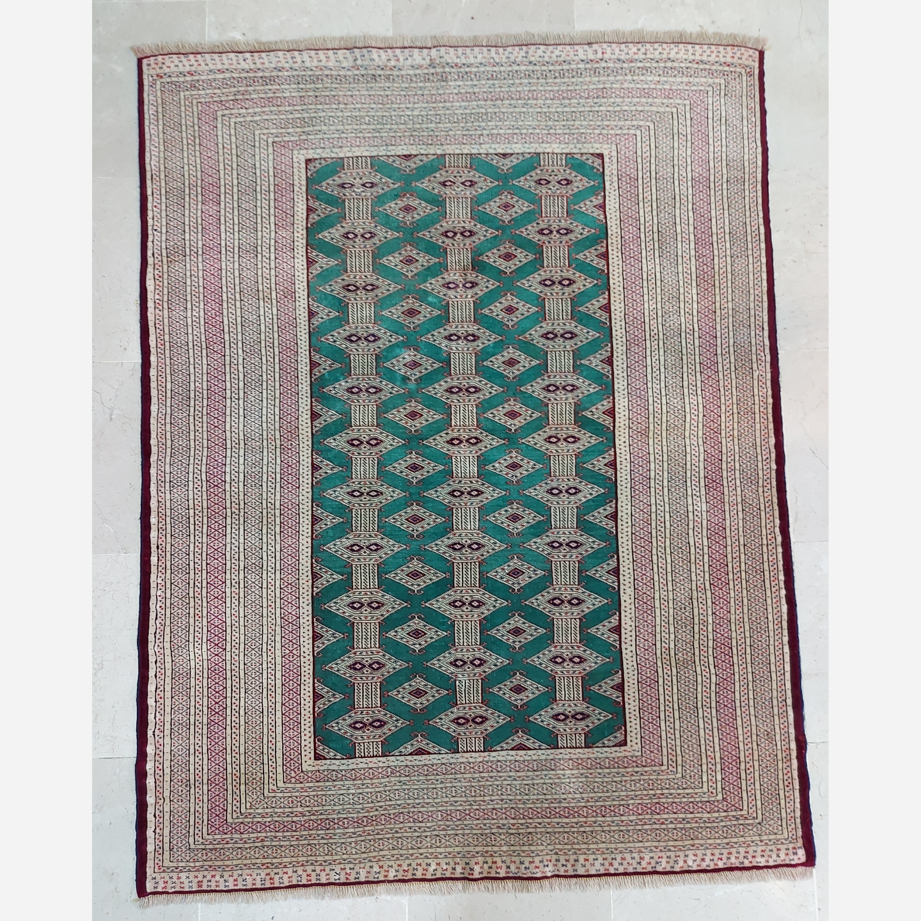 فرش دستبافت قالیچه های متفاوت 