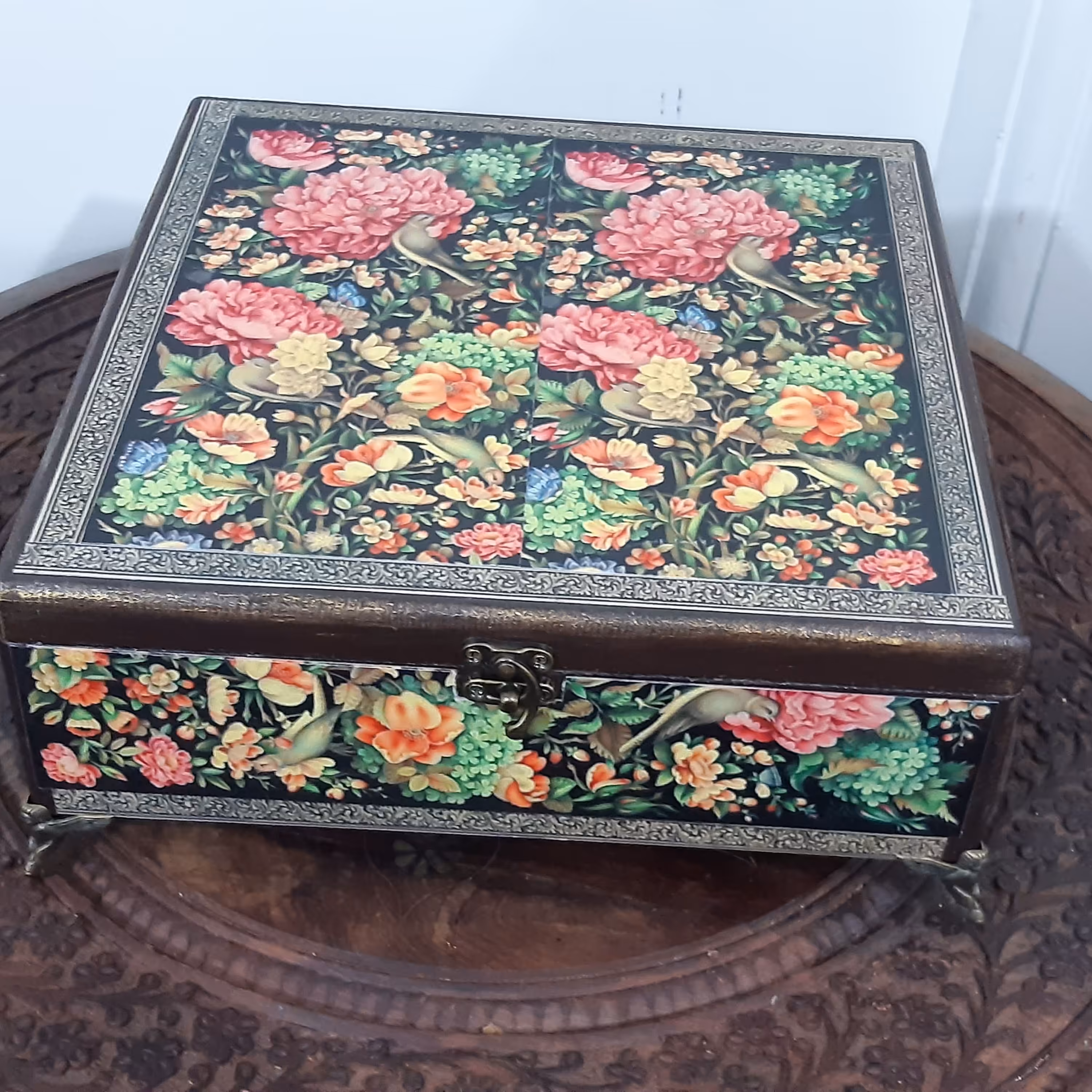 جعبه دمنوش و تی بگ