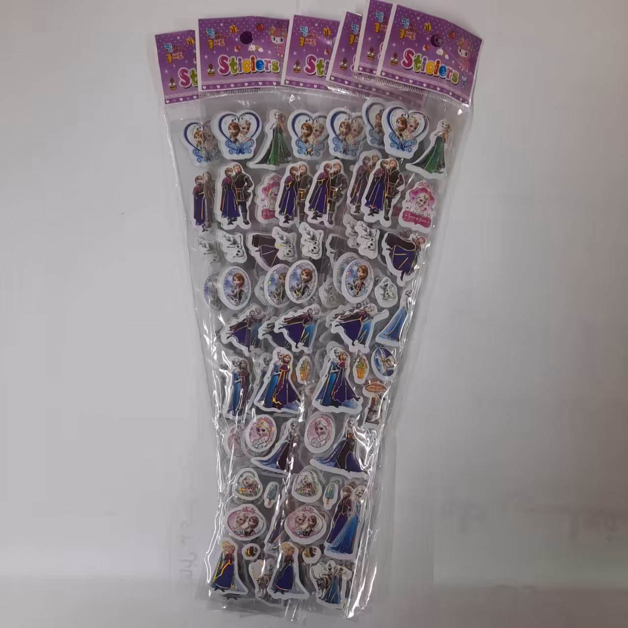 استیکر  فانتزی برجسته - طرح 13