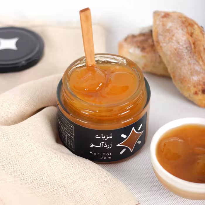  مربای زردآلو تازه  خوش طعم خانگی-حدود 850 گرمی- بدون مواد افزودنی و نگهدارنده ، پس کرایه 