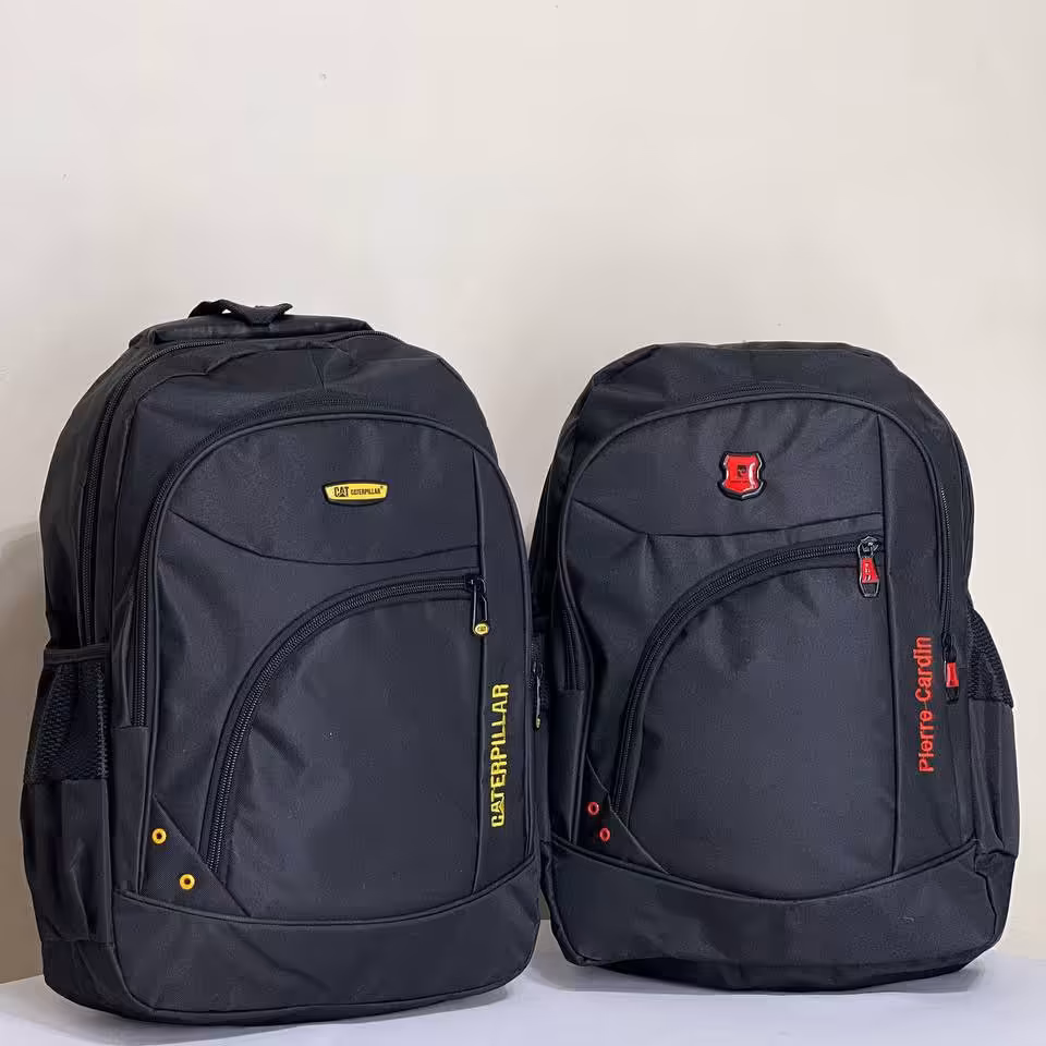 کوله مدرسه ای  کت و پییر
جنس کجرا خارجی  
