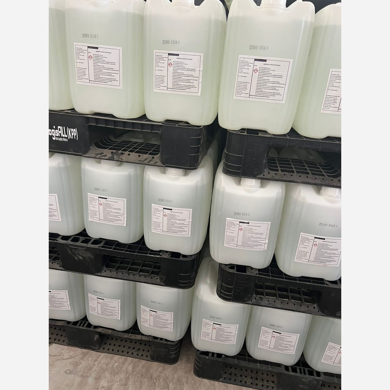 اسانس گل رز 100گرمی فرانسه عطری رایحه لذت بخش پخش بوی بالا