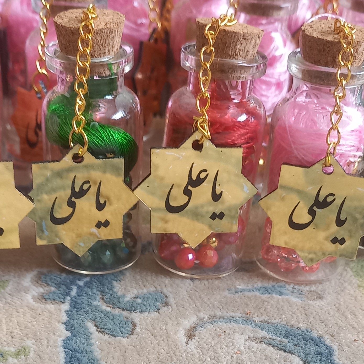 گیف شیشه هدیه و جایزه زیبا مخصوص اعیادغدیر