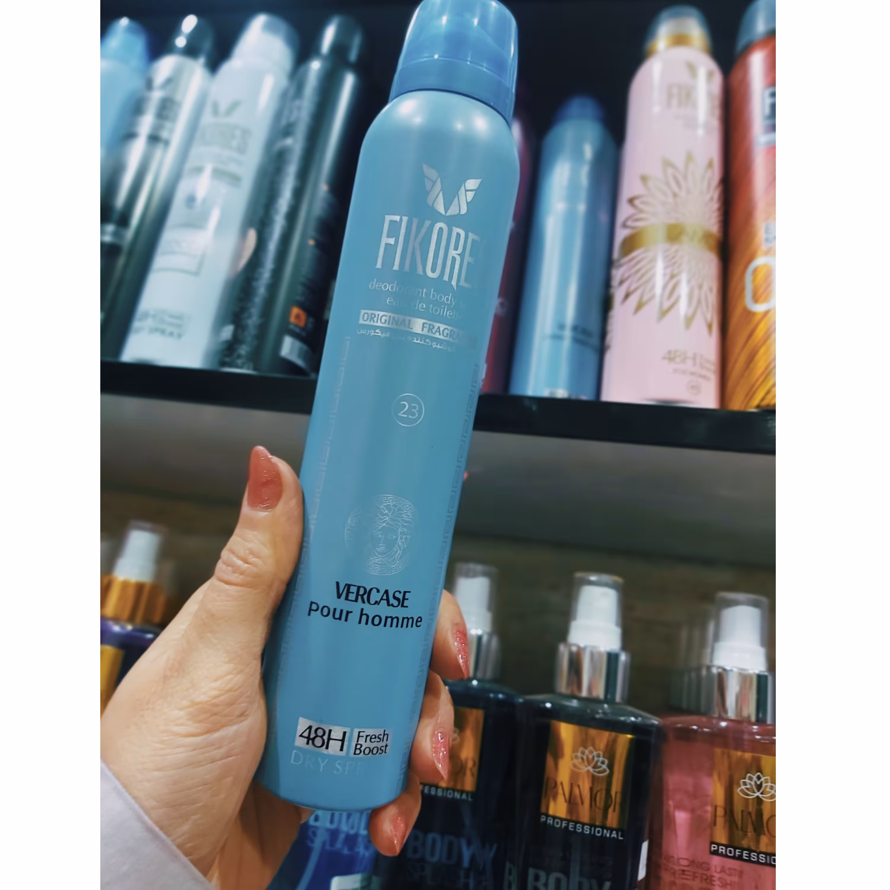 اسپری خوشبوکننده فیکورس ورساچ پورهوم مردانه رایحه ملایم و خنک