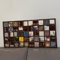 قاب پازل  جورچین  دکوراتیو آینه تزیین شده با کاشی کار دست و فرش دستباف ابعاد 65 