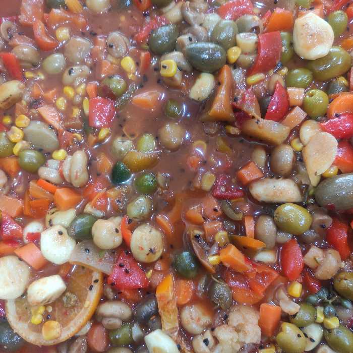 ترشی مخلوط اسپانیایی تند(پیتزایی)