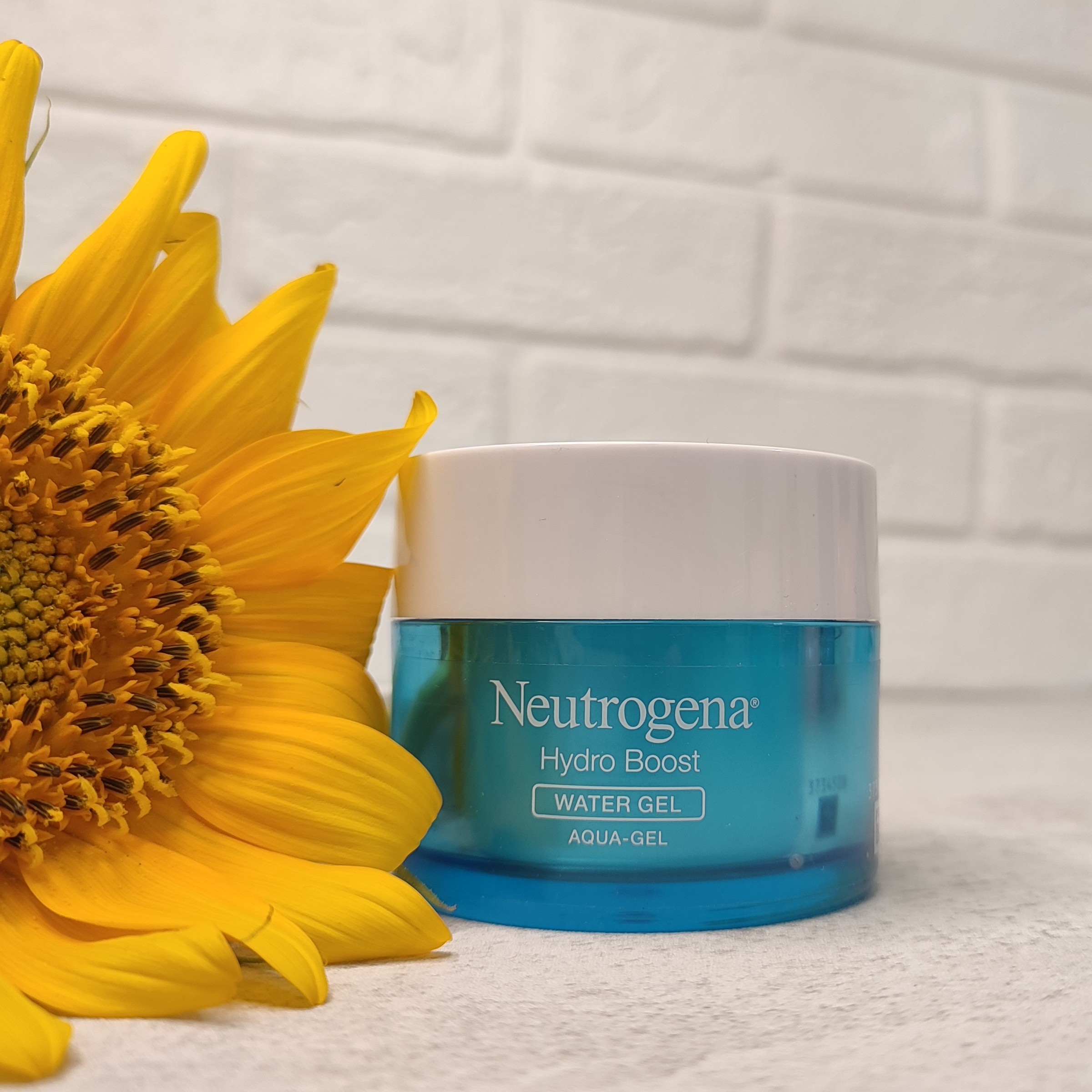 آبرسان واترژل هیدروبوست نیتروژنا پوست چرب 