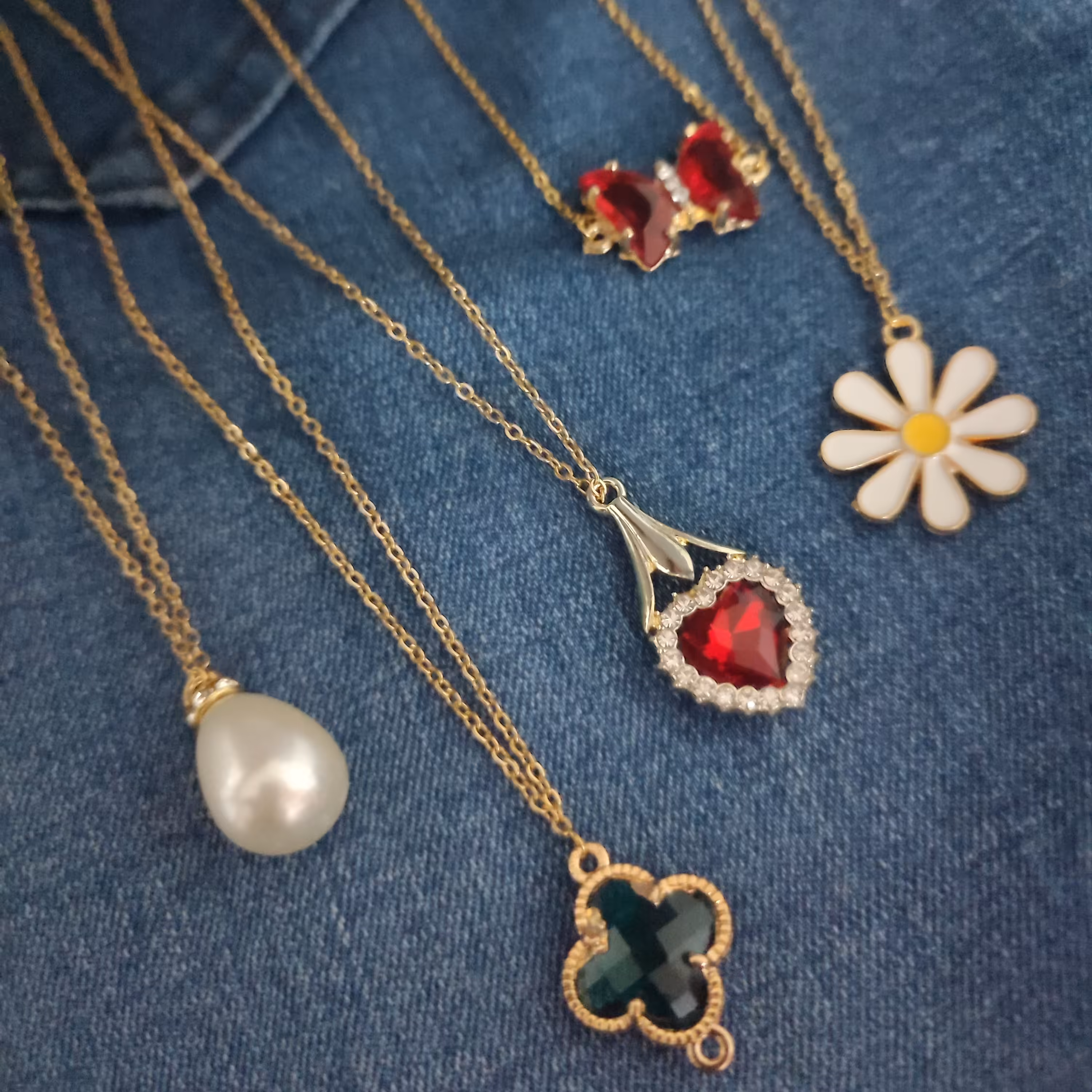 گردنبند رنگ ثابت