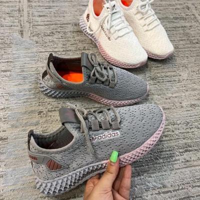 کتانی زنانه