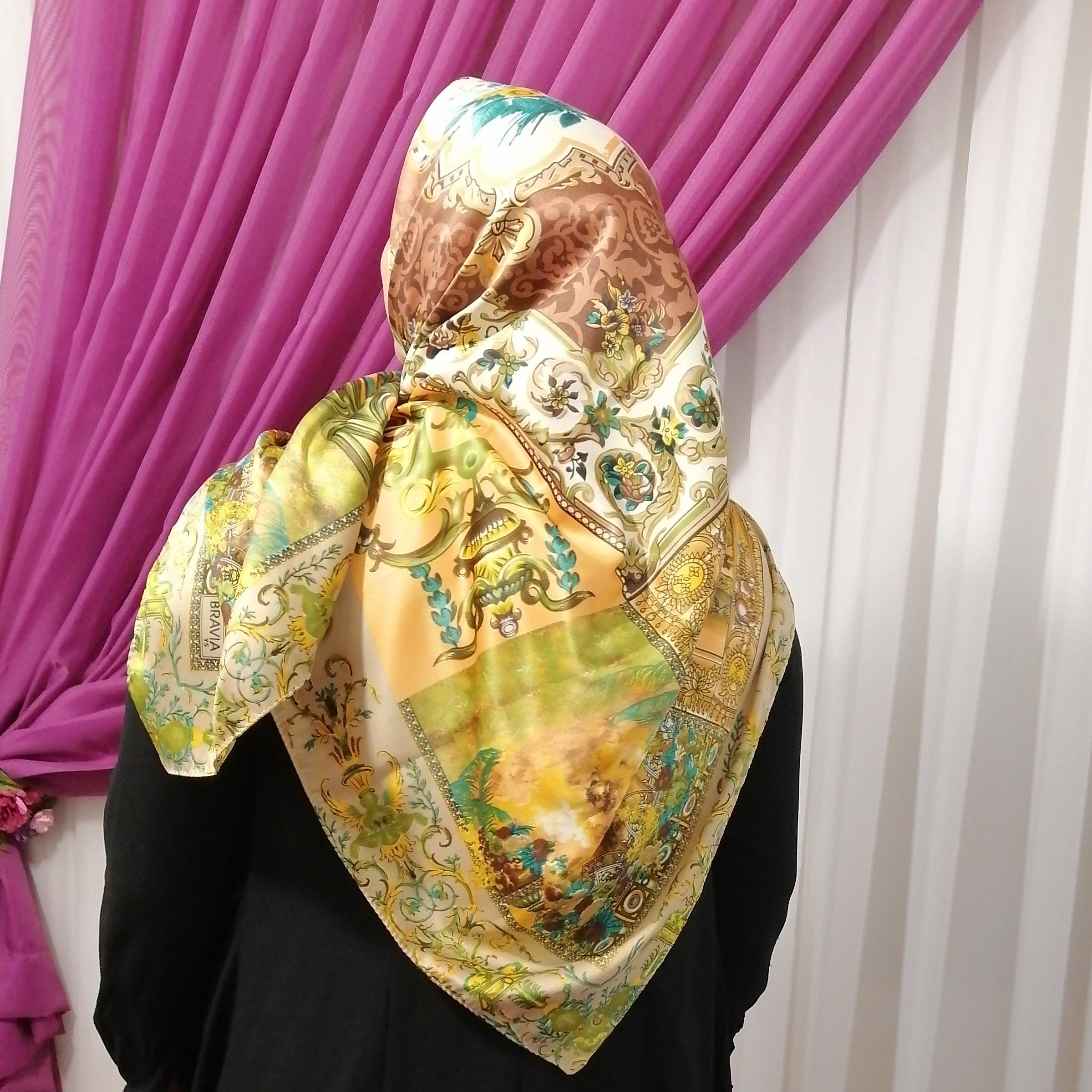 روسری ساتن