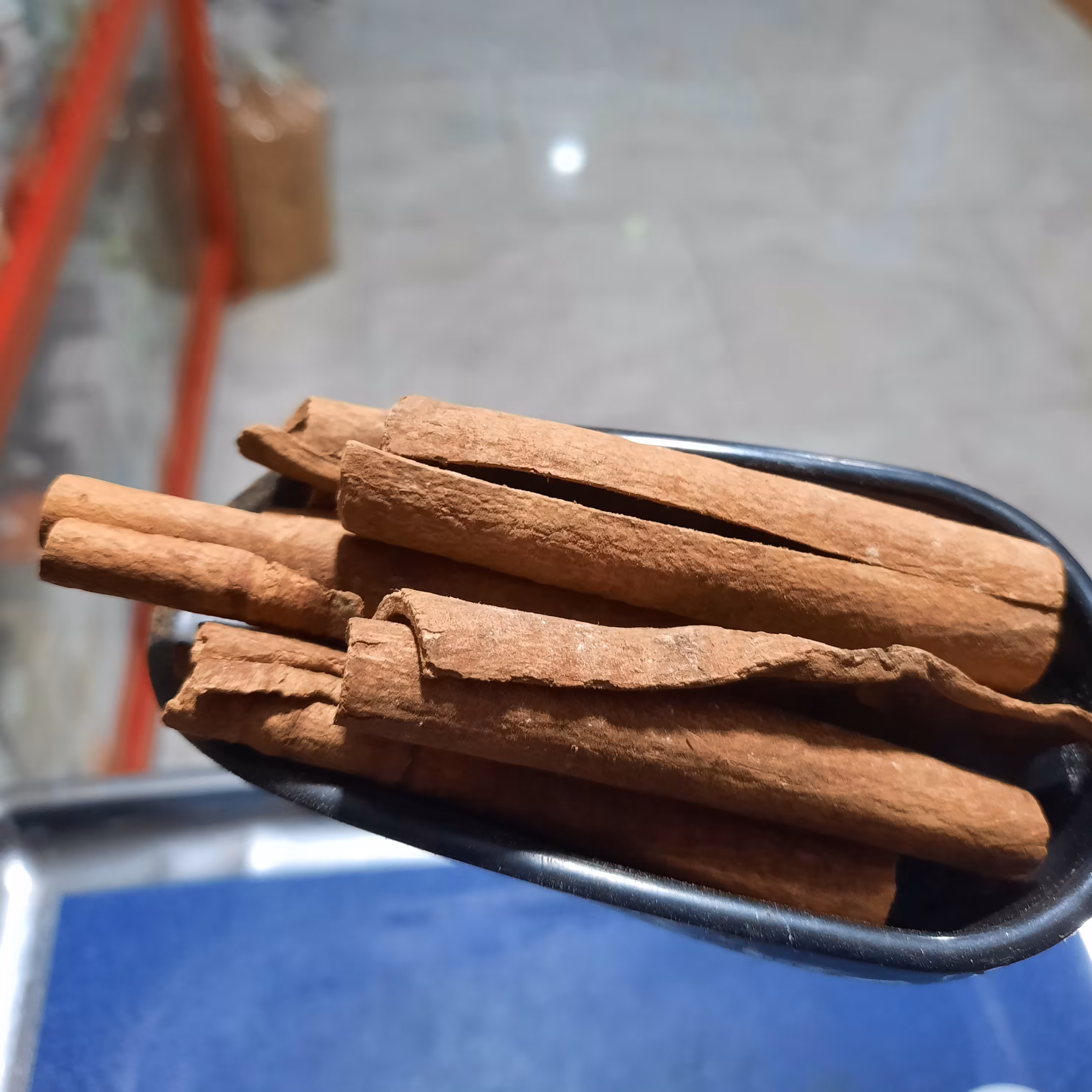 دارچین لوله ای ( سیگاری )