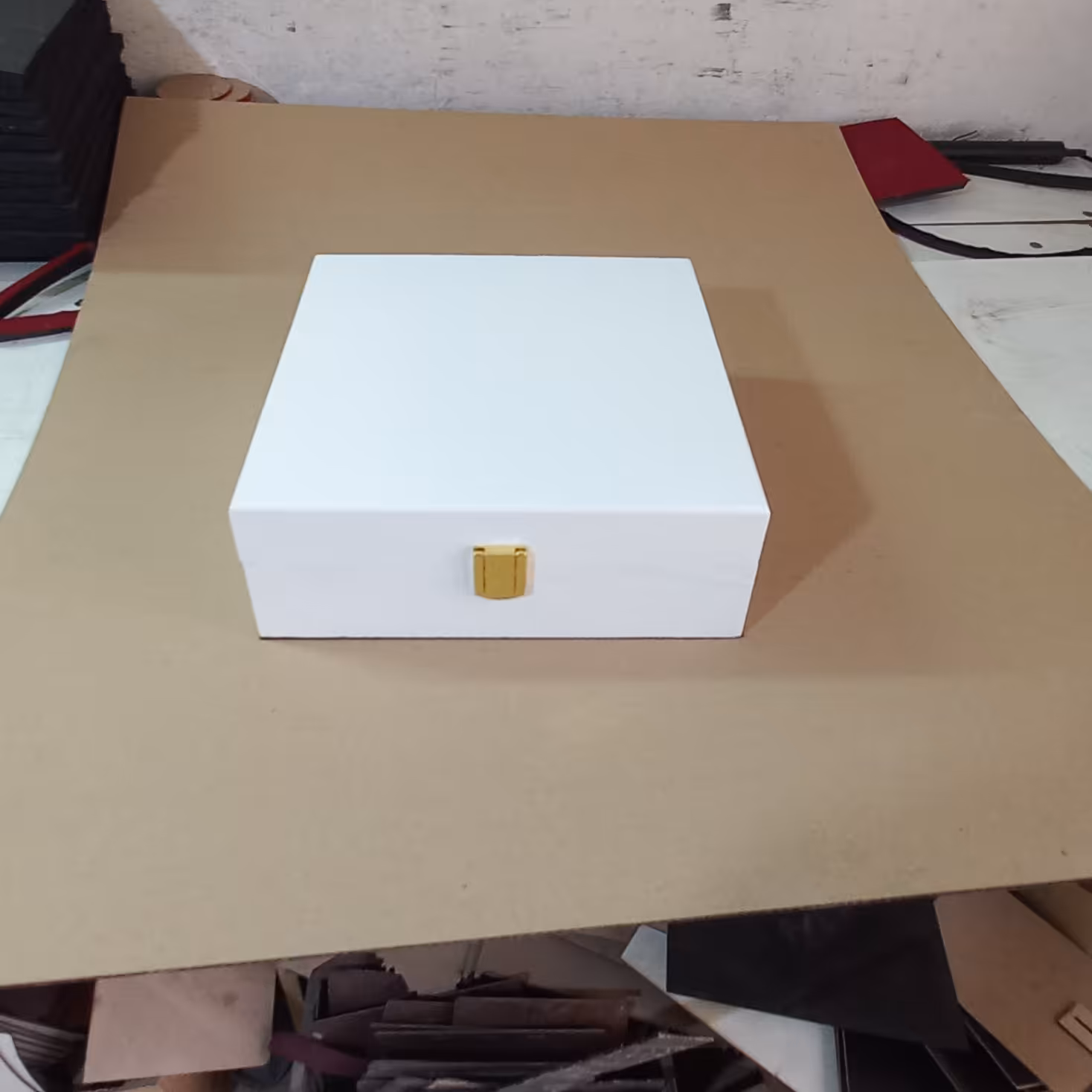 جعبه چوبی ساحل سفید روس