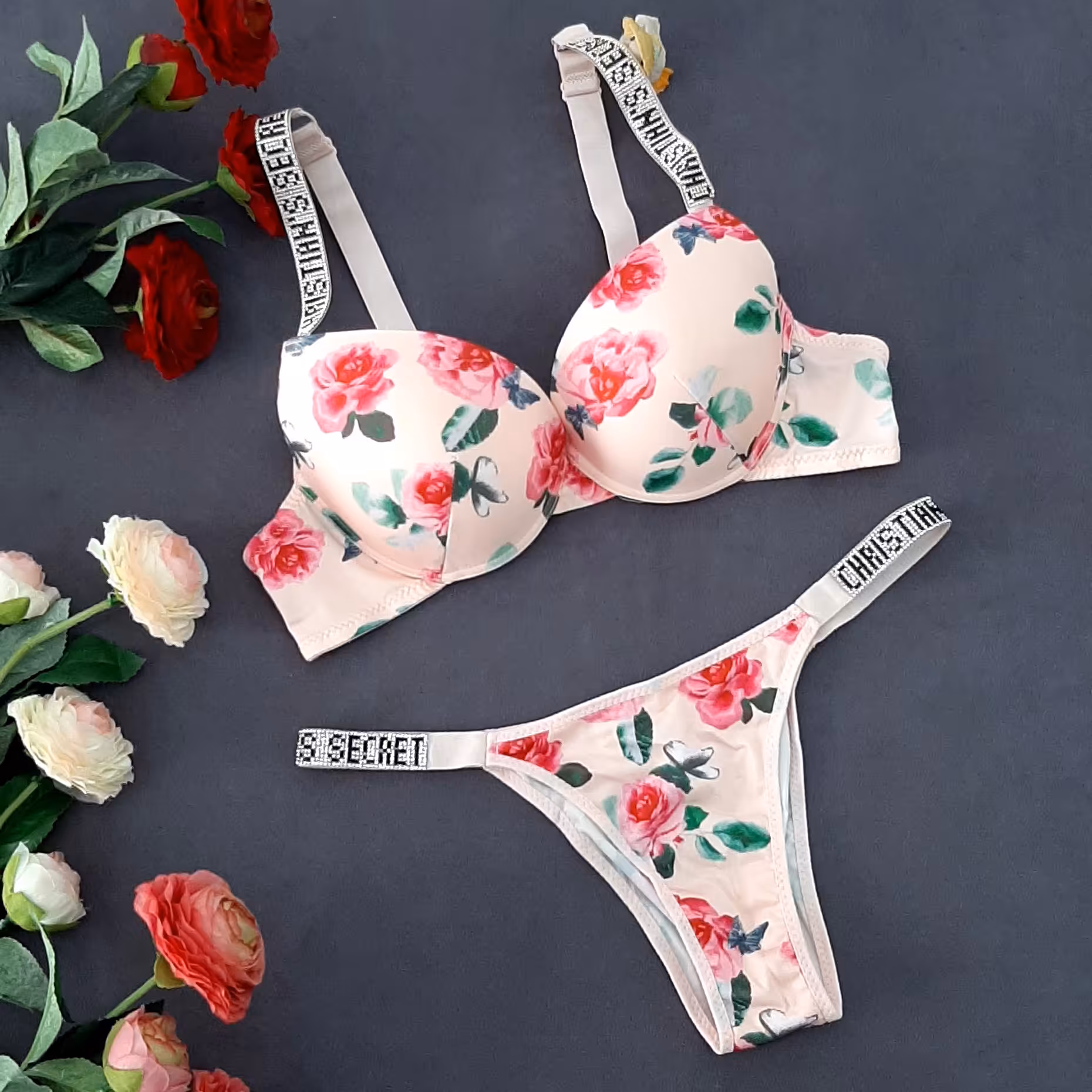 سوتین گلدار