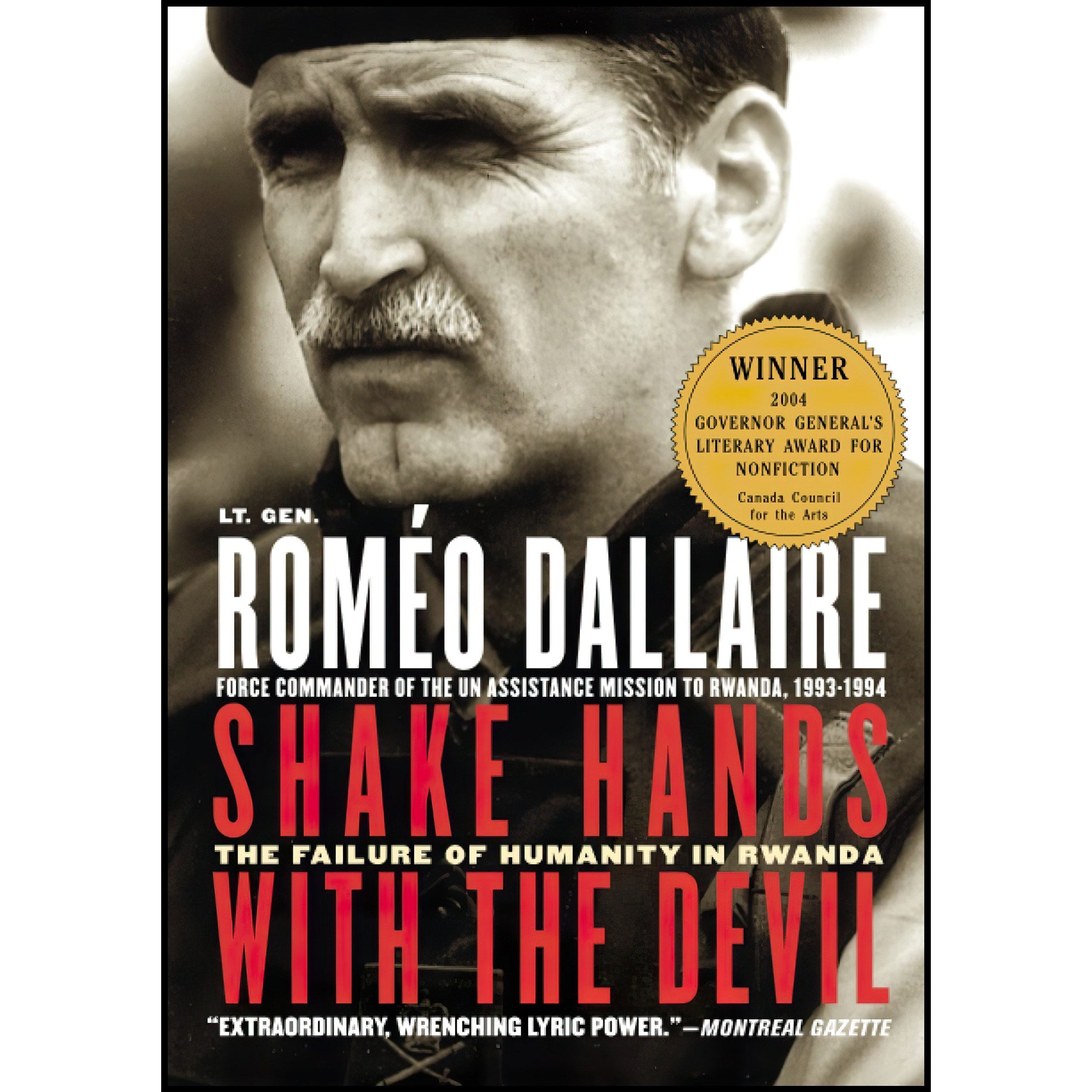 کتاب Shake Hands with the Devil اثر Romeacuteo Dallaire and Samantha Power