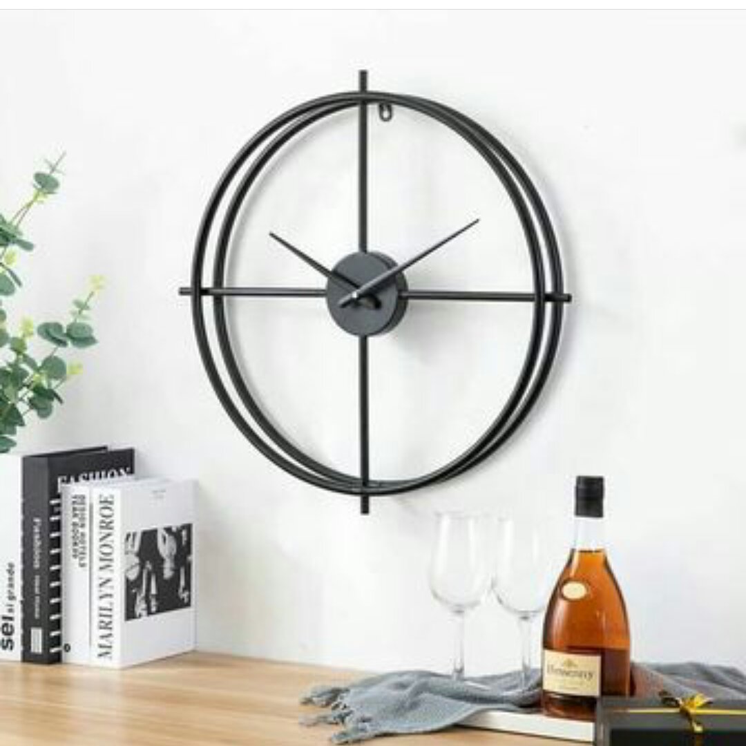 ساعت دیواری زیبا 