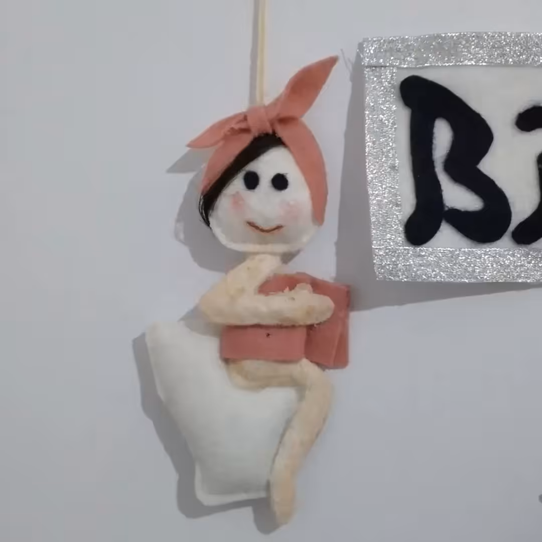 نشانگر و گیفت نمدی حمام و دستشویی.دو عدد باهم،بارنگ دلخواه(طرحی هم داشتین ارسال کنین انجام میشه)