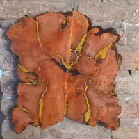 ساعت چوبی دکوری ساخته شده با دست و طرح متفاوت