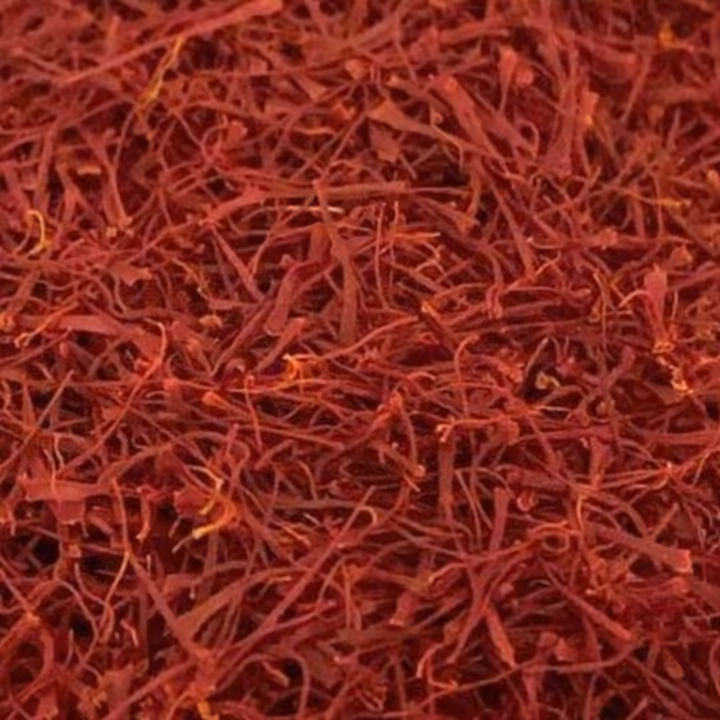 زعفران اعلا4گرمی ارسال رایگان سوپرلوکس نگین صادراتی کیفیت تضمینی مستقیم ازکشاورز