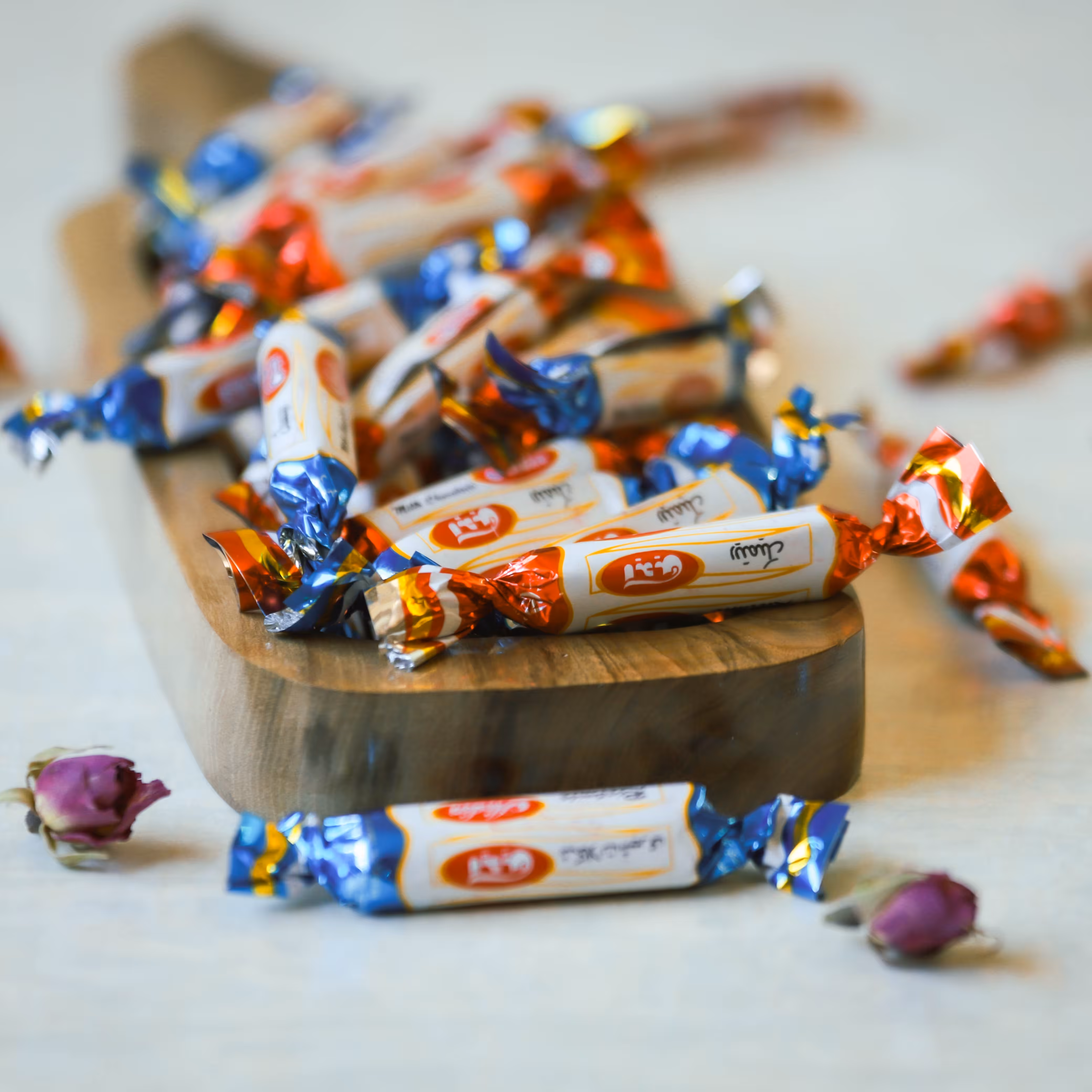 شکلات مدادی آیدین