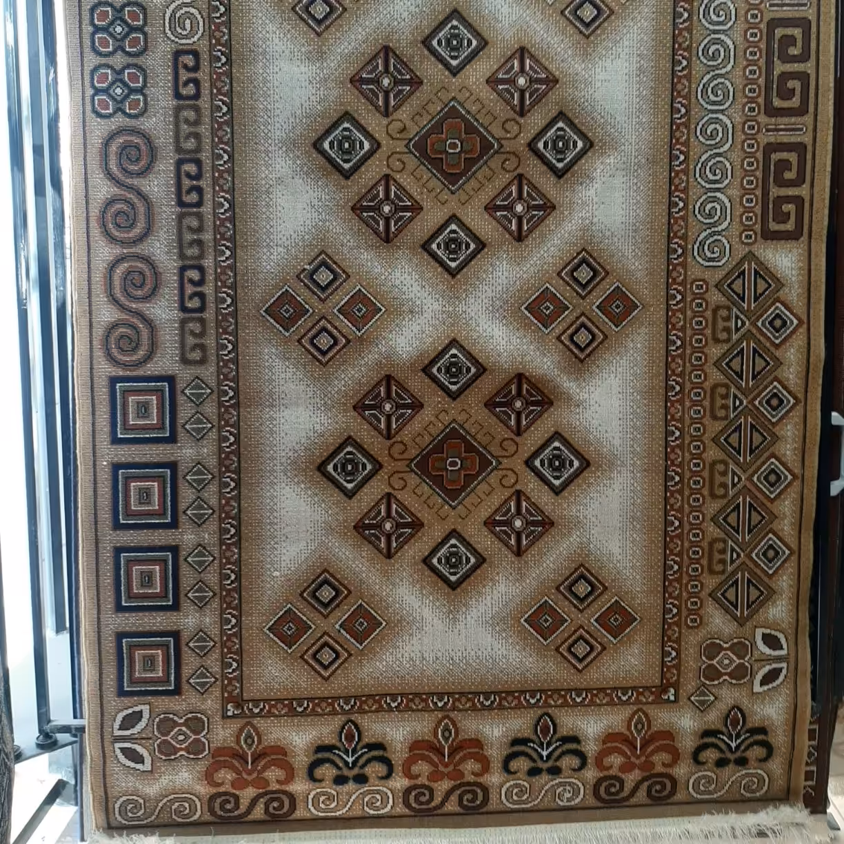 گلیم آشپزخانه و پاگرد یک و نیم در 2.25 متر مستطیلی رنگ بادامی باکیفیت بالا کد 300015 پس کرایه