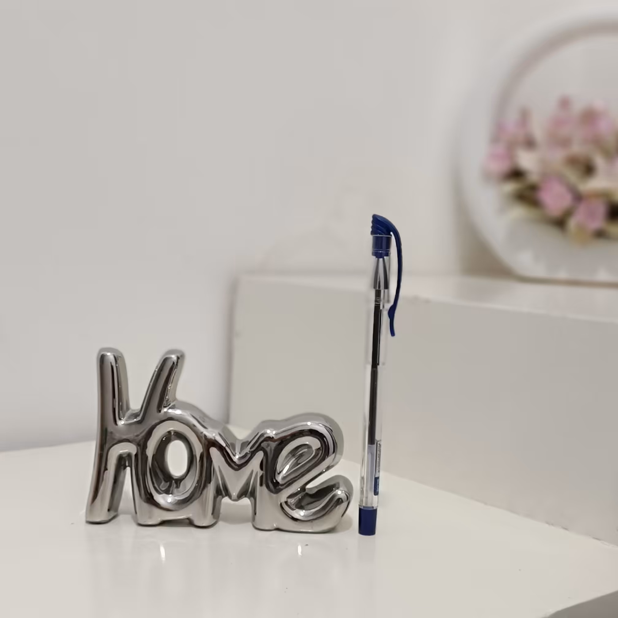 دکوری سرامیکی هوم موجود در رنگ های طلایی و نقره ای