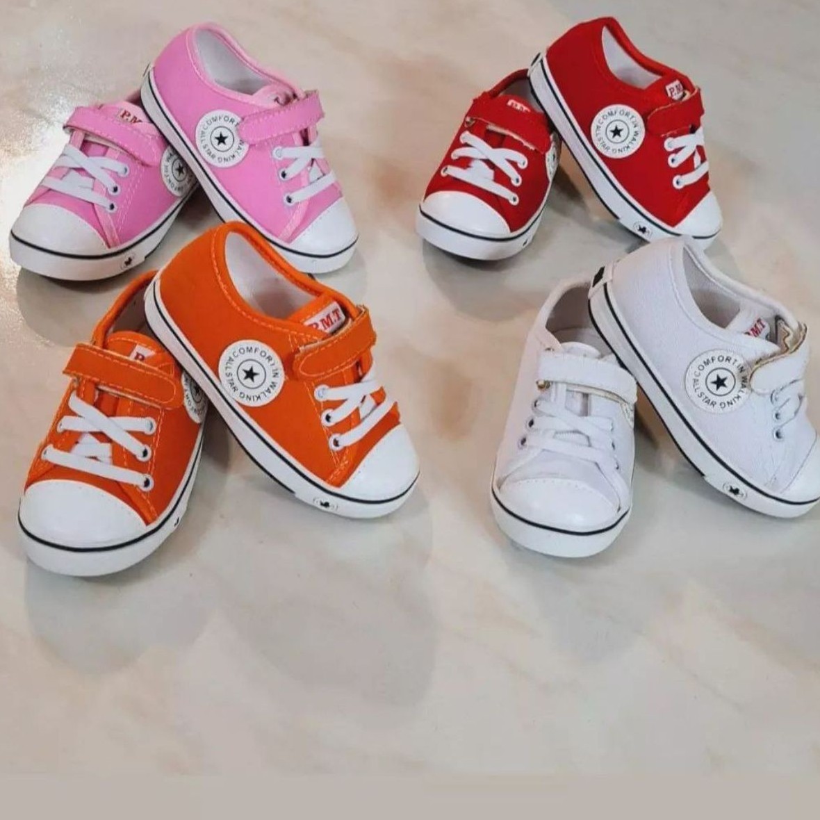 الستار ساق کوتاه در رنگبندی مختلف سایز 25 تا 30 فقط جفتی 165 هزار تومان به صورت عمده در کارتن 6 یا 12 جفتی به فروش میرسد