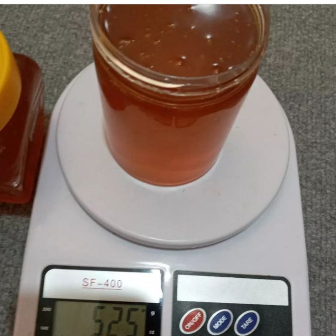 عسل اصل طبیعی بدون ناخالصی کوهستانی وبا قیمت خیلی مناسب چون از کندودارخریداری شده
