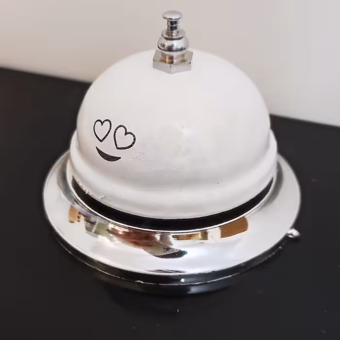 زنگ رومیزی مدل Ring سفید مناسب رستوران و کافی شاپ