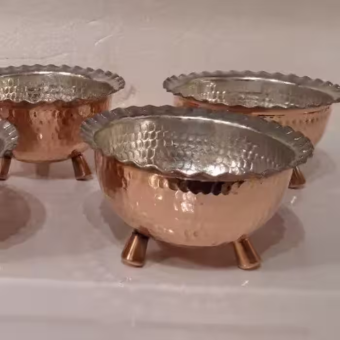 کاسه سه پایه مسی اجیل خوری بستنی خوری هفت سین تک نفره قطر: 10سانتی 