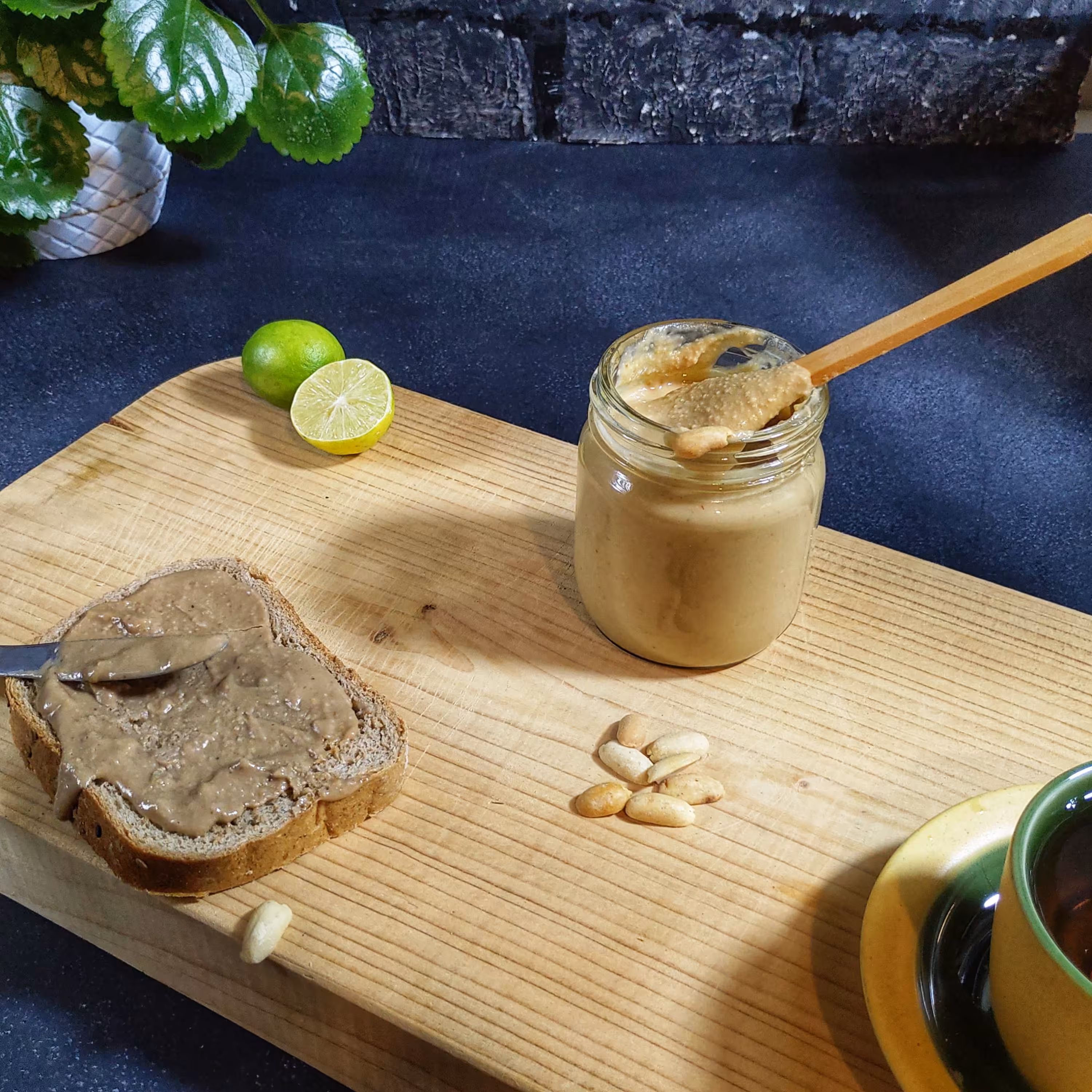 کره بادام زمینی تازه کرانچی (ترد) 300 گرمی