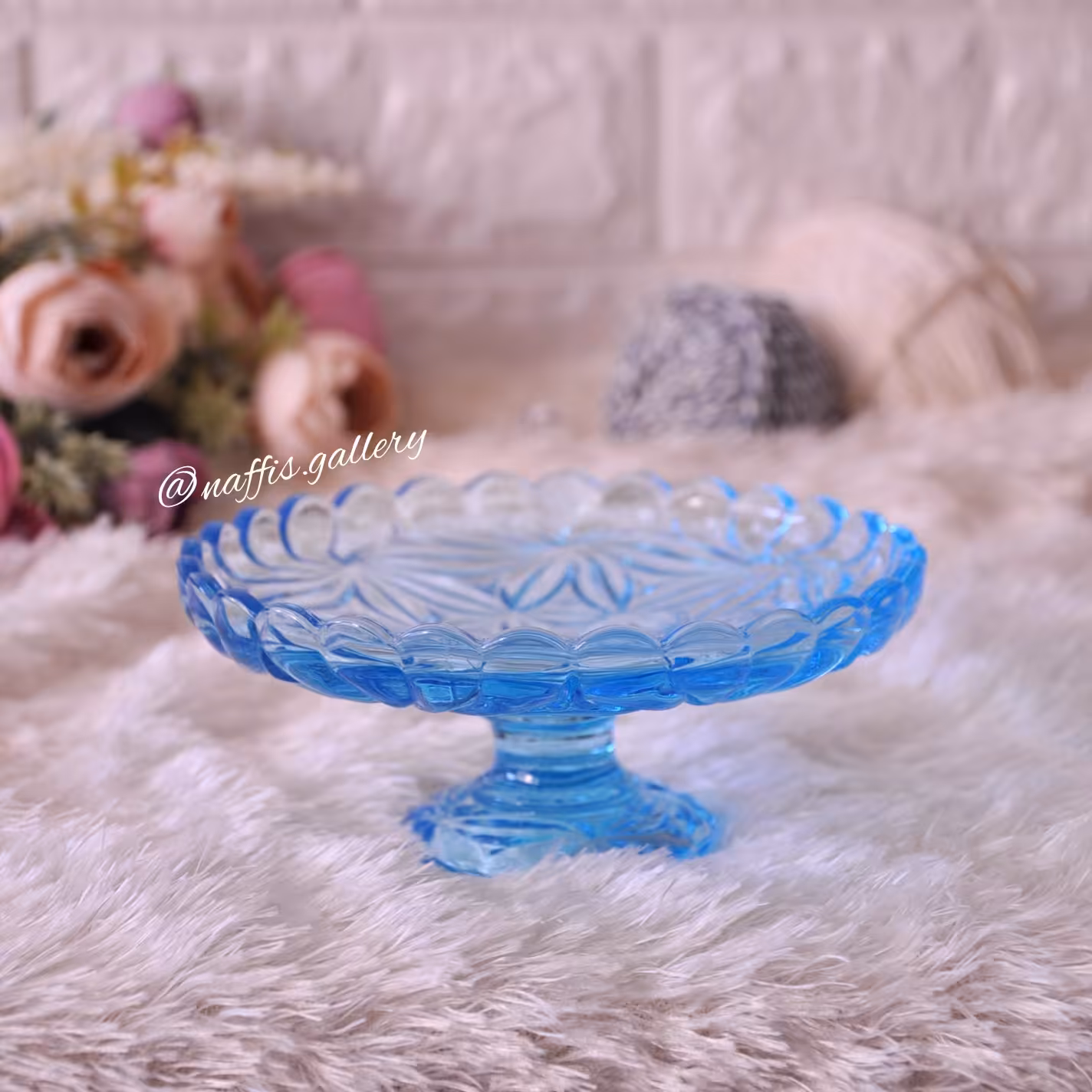 شیرینی خوری بلور مدل قدیمی طرح دوپیچ روسی ساخت چین 