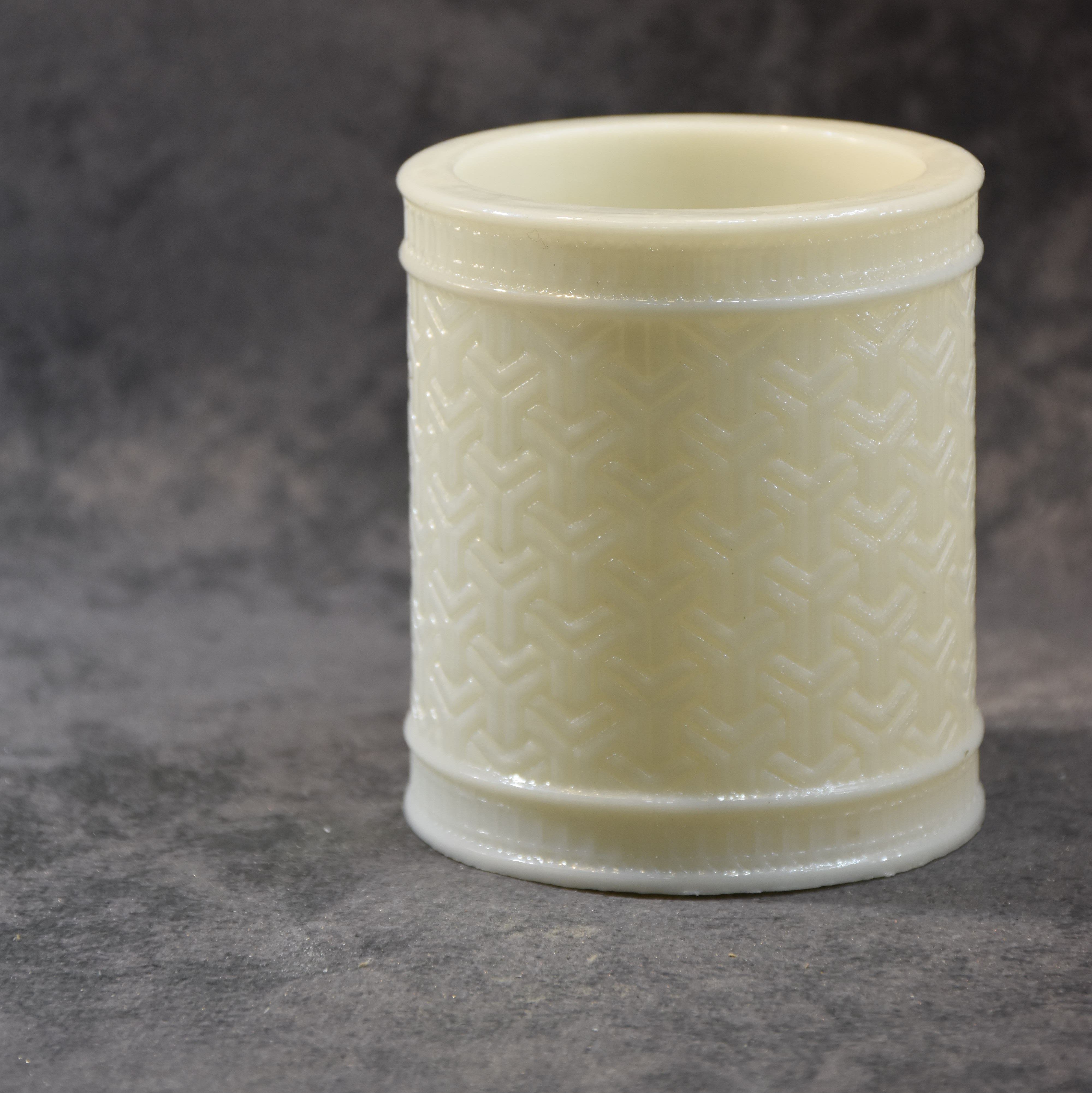 قالب سیلیکونی گلدان استوانه طرح دار اسلیمی 8