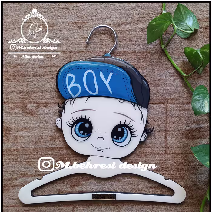 چوب لباسی کودک مدل پسر کلاهی(دستساز هنری)