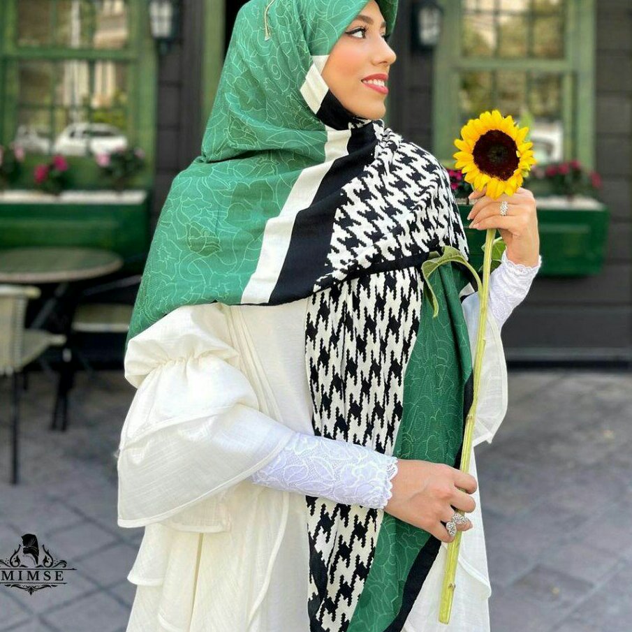 روسری نخی قواره بزرگ منگوله دار