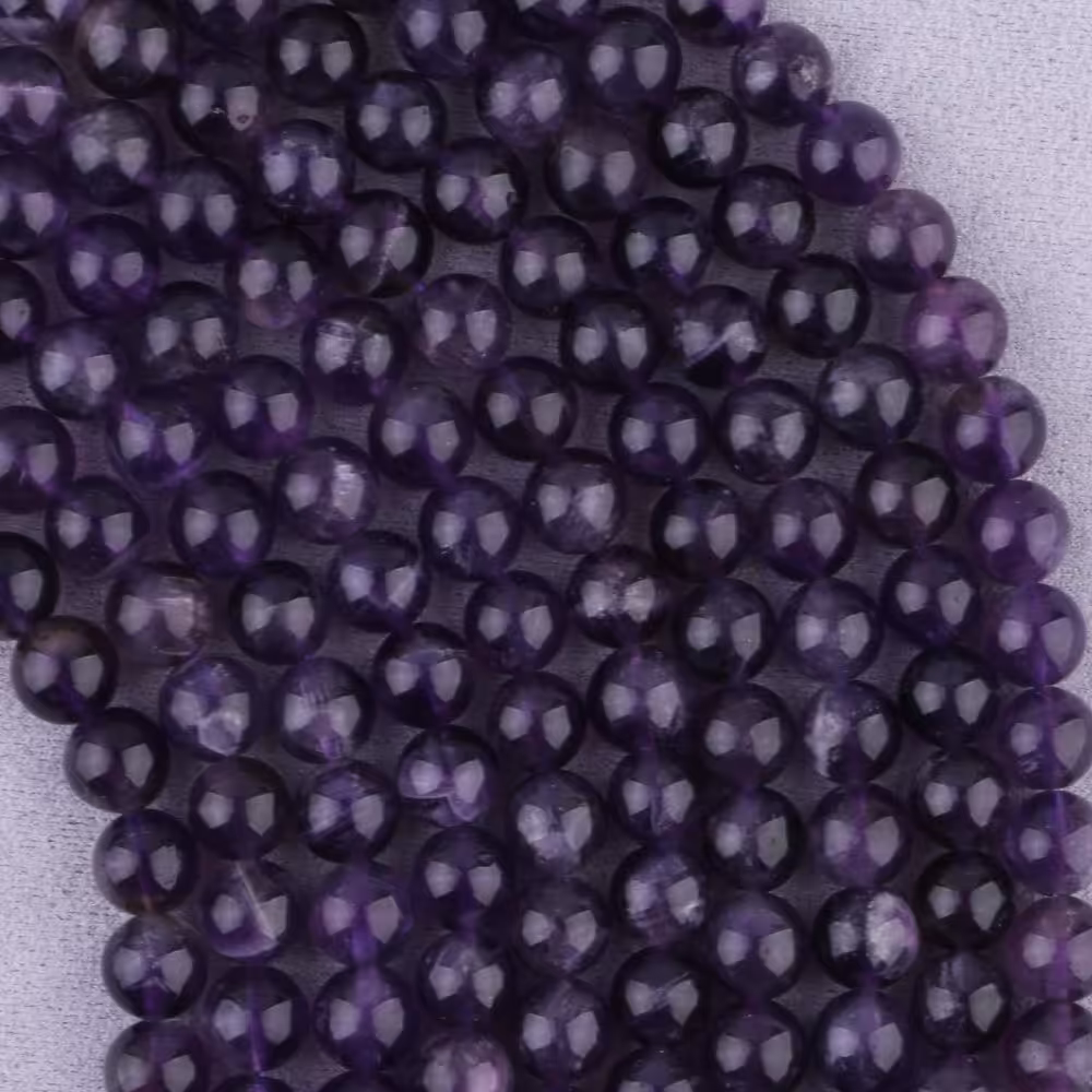 ریسه سنگ آمیتیست اصل معدنی.گرید a برزیلی پررنگ بهترین کیفیت(هر ریسه 40 تا 45 عدد) سایز 8