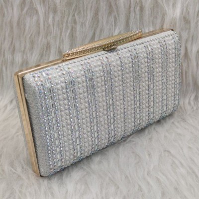 کیف مجلسی نگین کاری وارداتی (لطفا قبل از ثبت سفارش اول موجودی بگیرید)