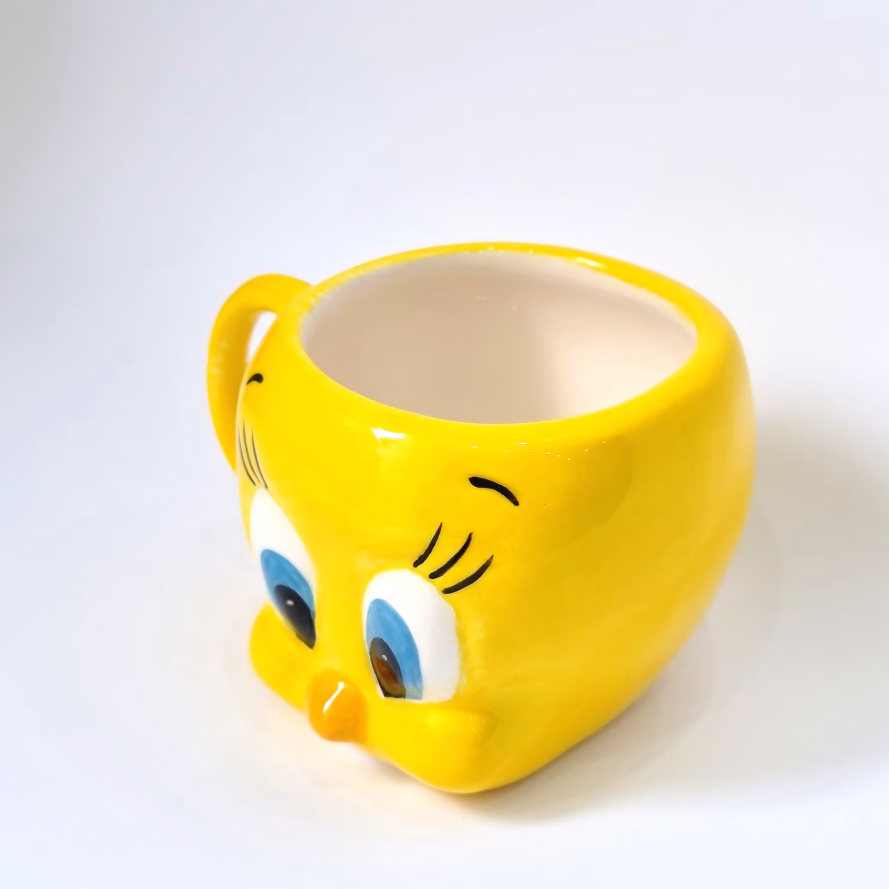 ماگ سرامیکی دیزنی دست ساز مدل توییتی
