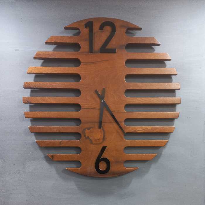 ساعت تمام چوبی (پس کرایه)