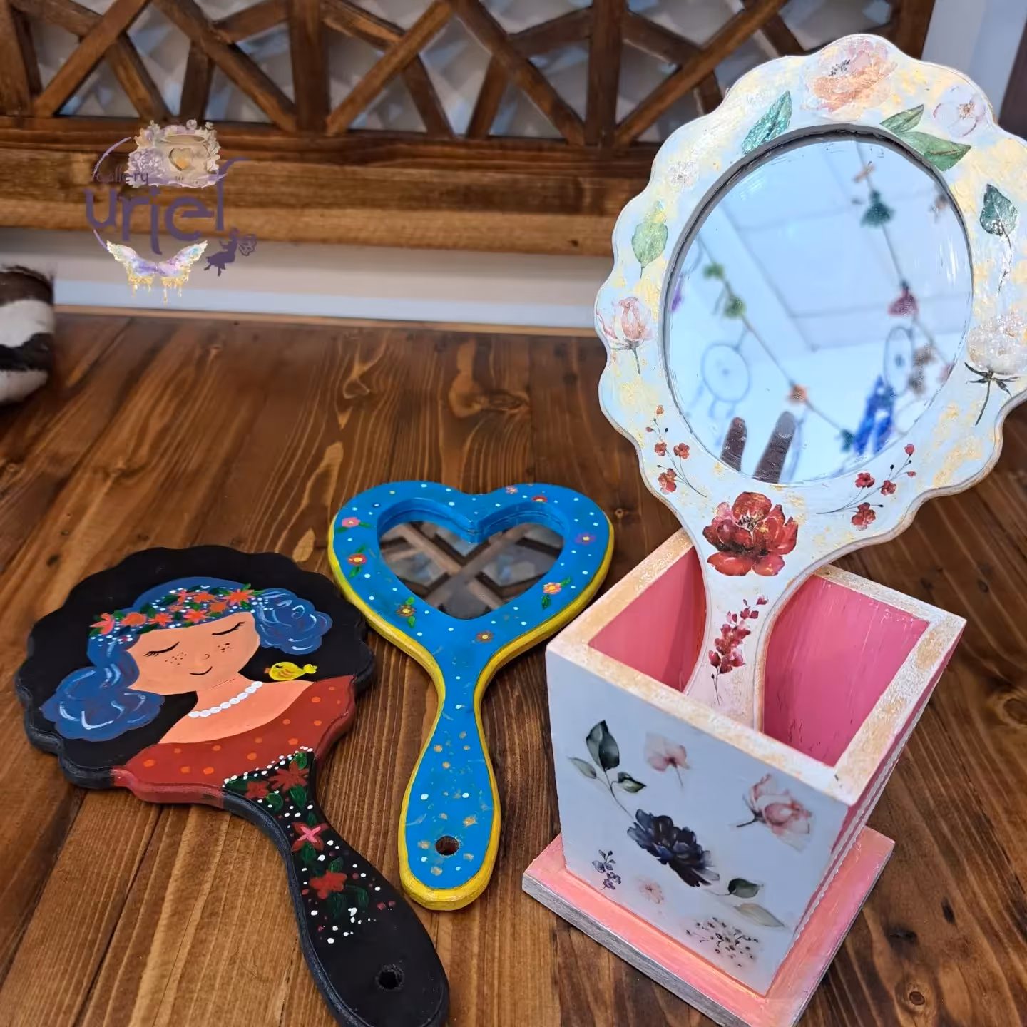 ست جا آیینه ای وآیینه دسته دار چوبی