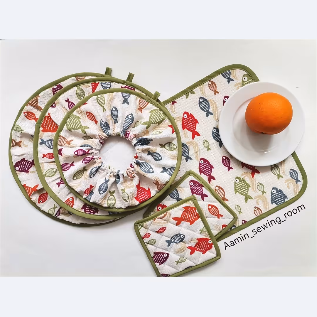 سرویس آشپزخانه مدل ماهی رنگی(6 تکه شامل ست دمی دستگیره و دستمال آشپزخانه) 