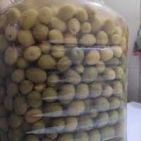 فروش بالای صد کیلو زیتون درشت کنسروی 