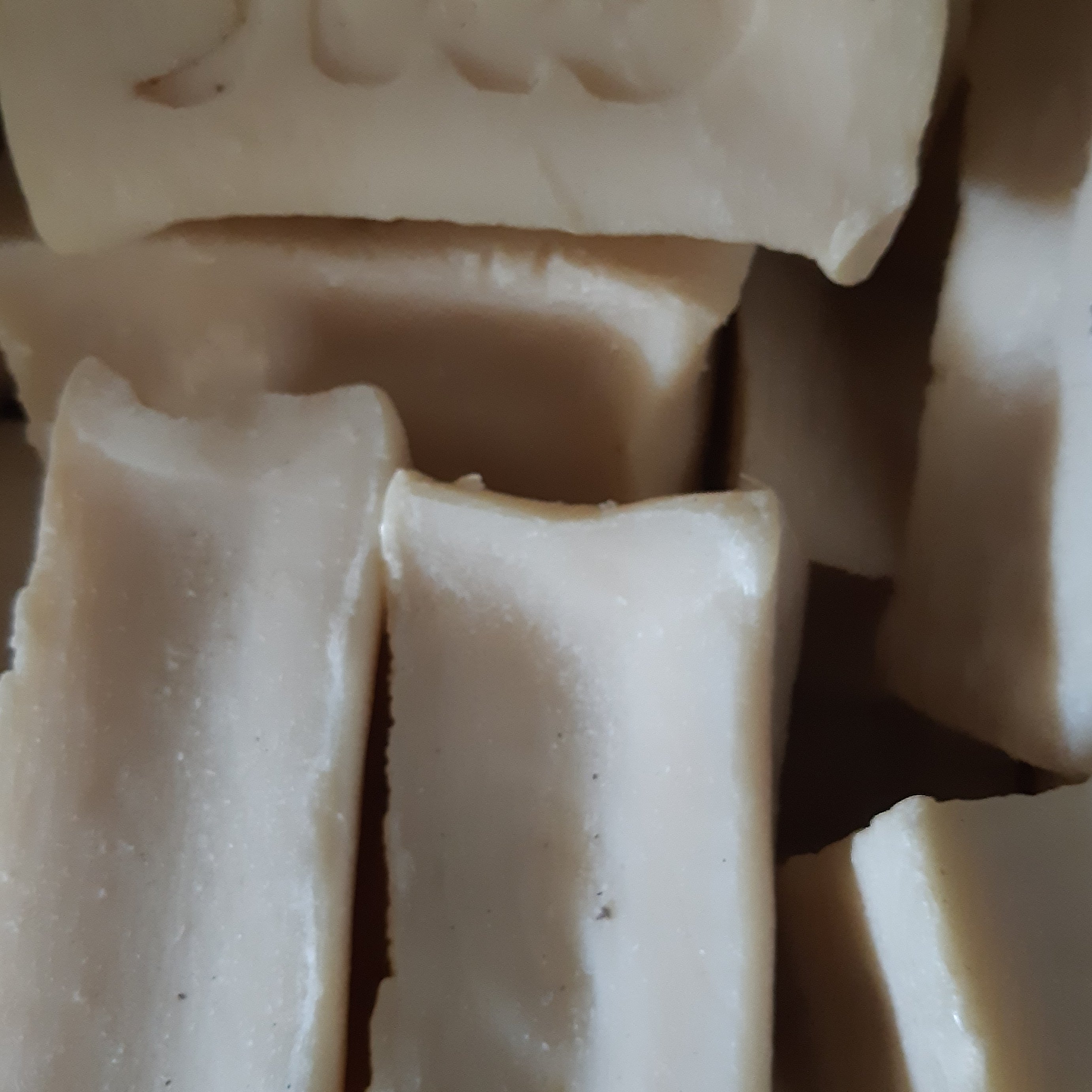 صابون سفید (1کیلویی )